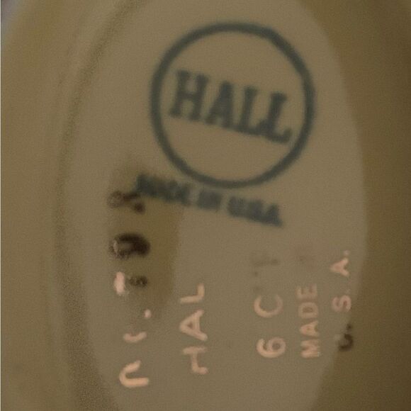 VINTAGE 1980s HALL CHINA Genie Lamp TEA POT - Picture 2 of 2